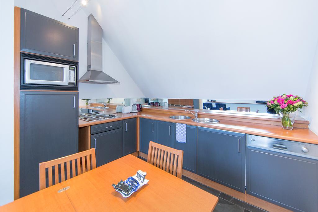 Azimut Flathotel Aparthotel — Photos 1